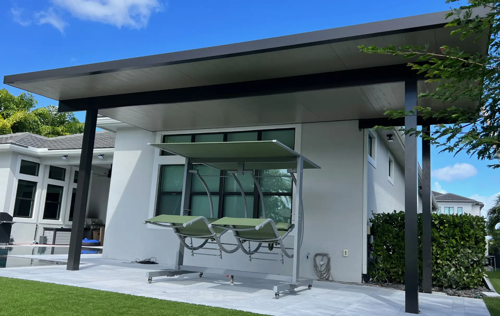Hammond Industries Modern Pergola